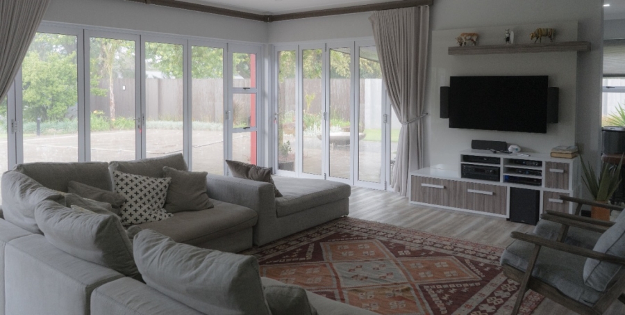 5 Bedroom Property for Sale in Sasolburg Ext 4 Free State